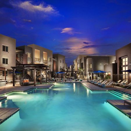 Velaire Apartments By Barsala Glendale Dış mekan fotoğraf